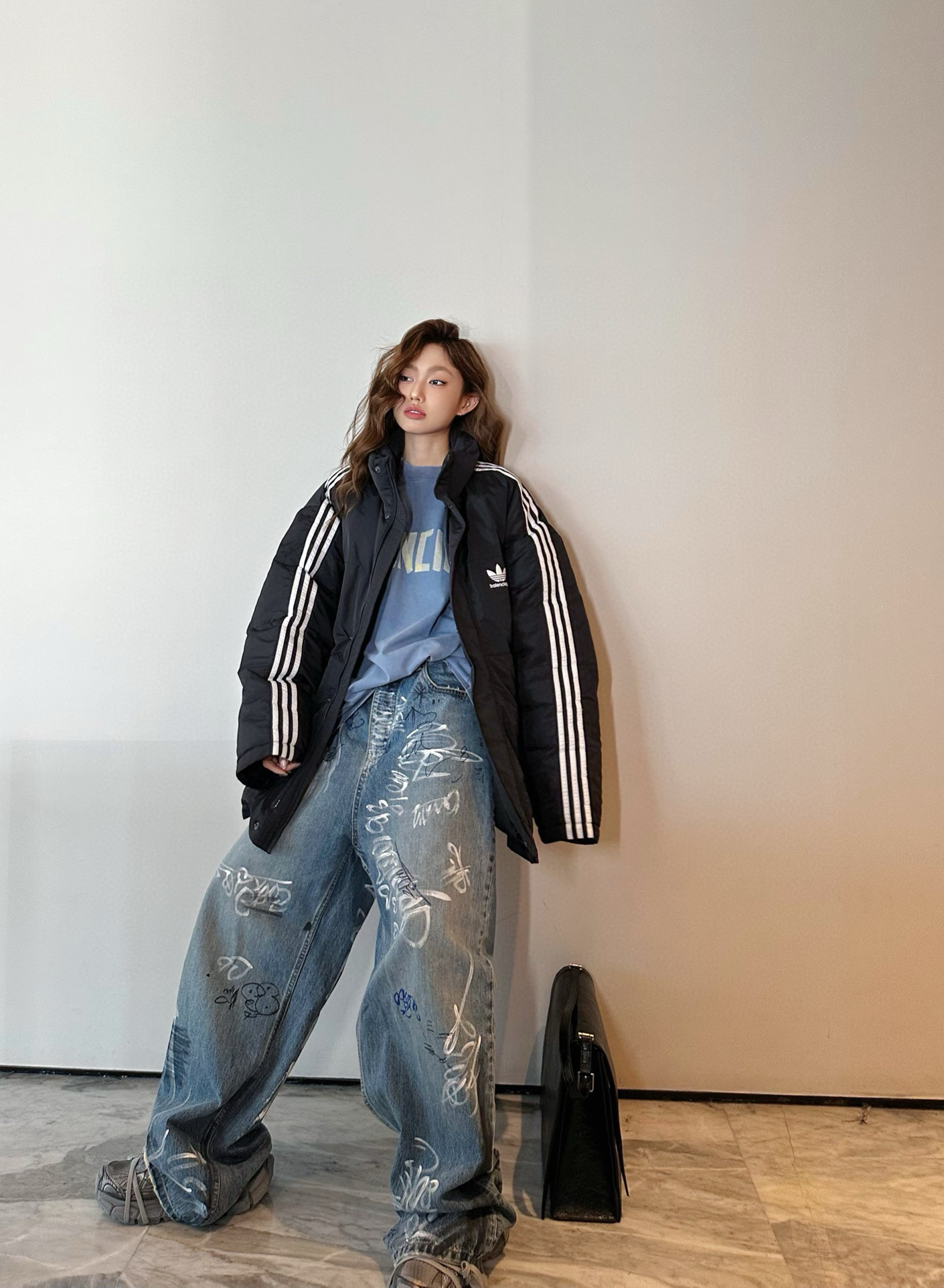 발렌시아가 남녀공용 패딩