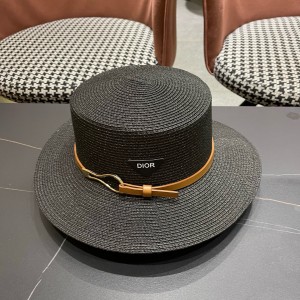 디올 모자