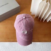 발렌시아가 모자