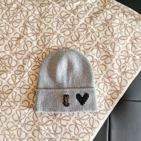 생로랑 겨울 모자