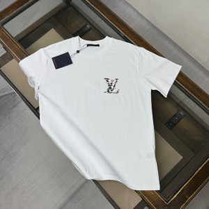 루이비통 남자 반팔티