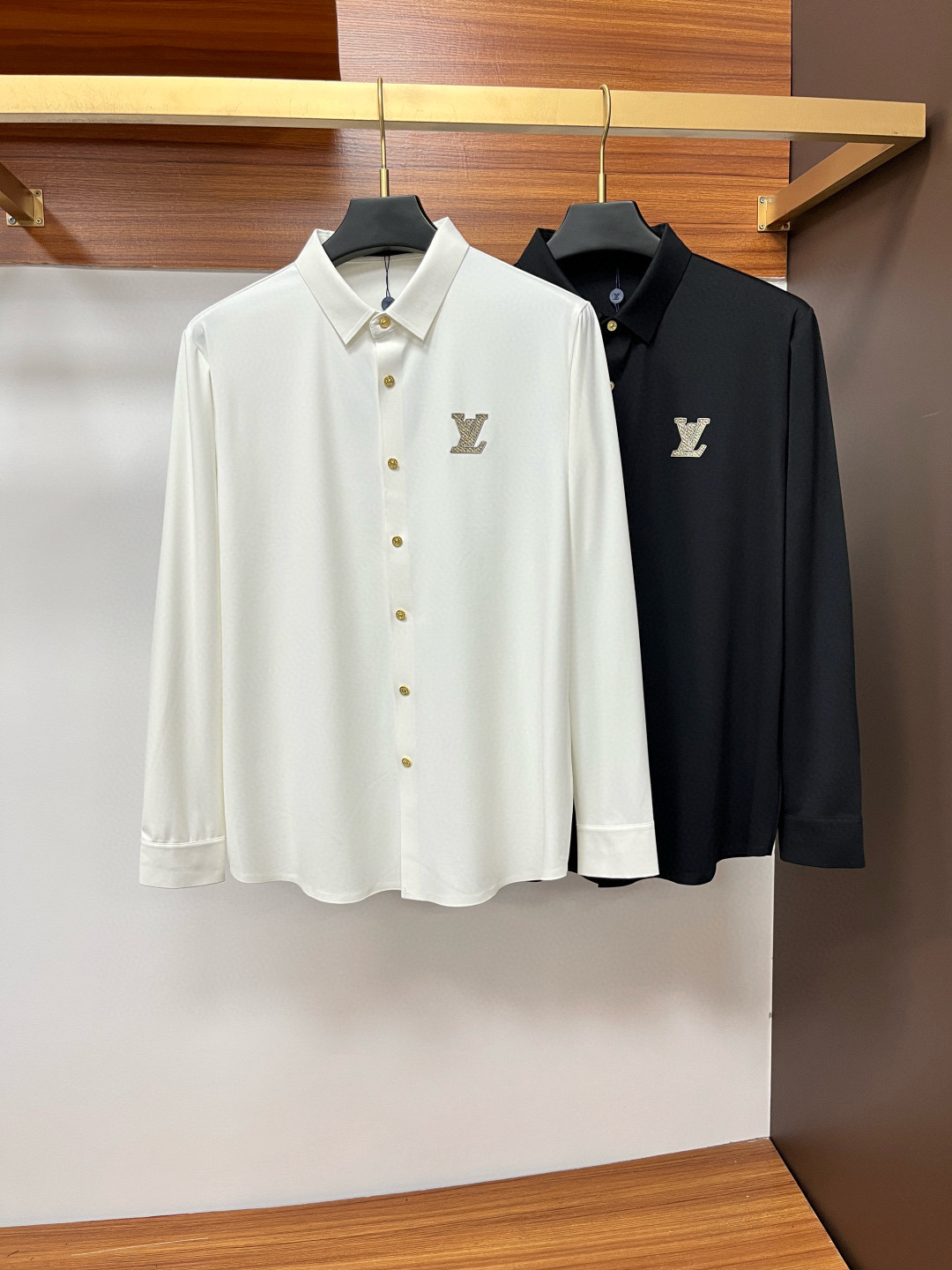 루이비통 2컬러 남자 셔츠