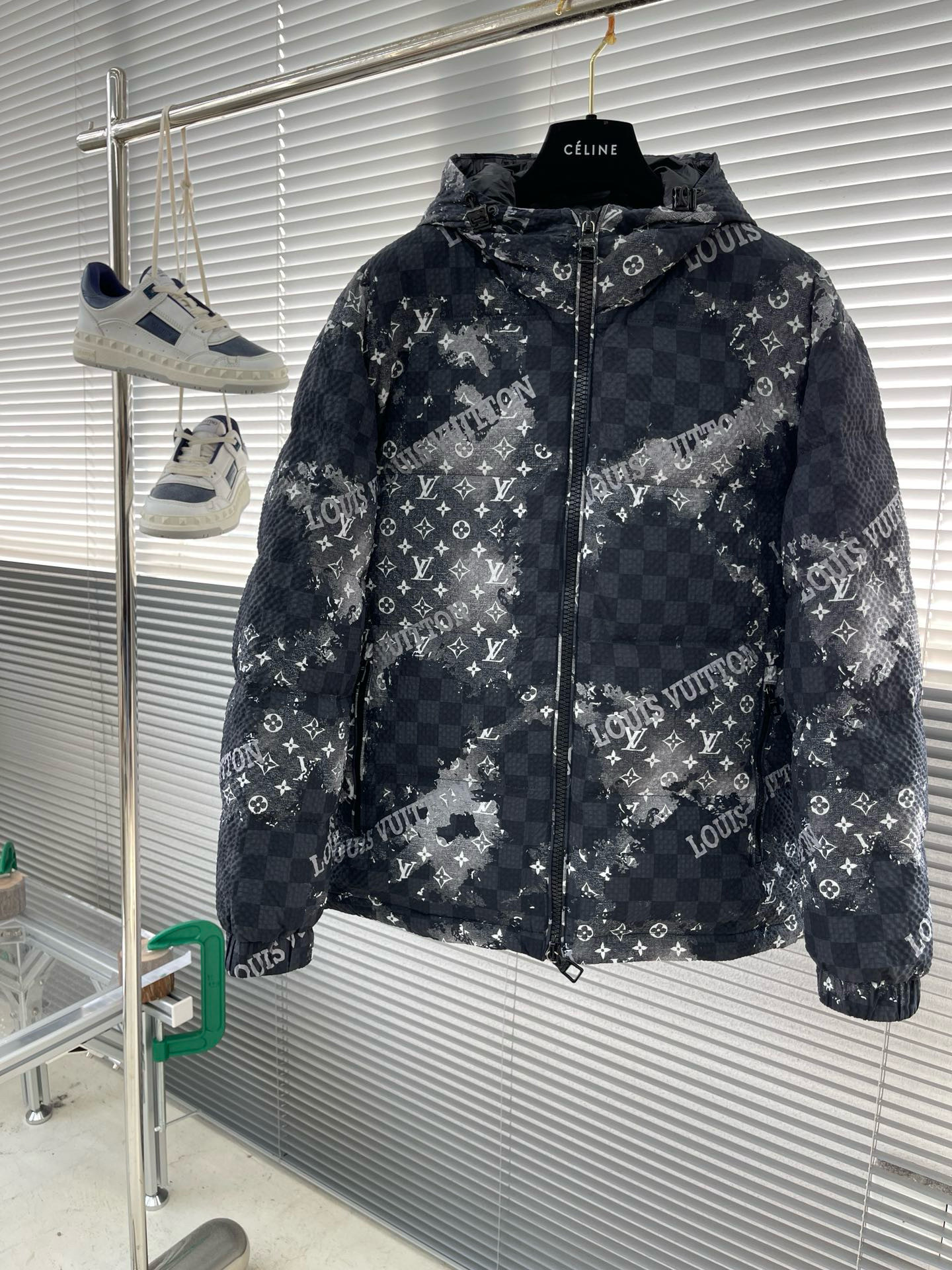 루이비통 남자 패딩