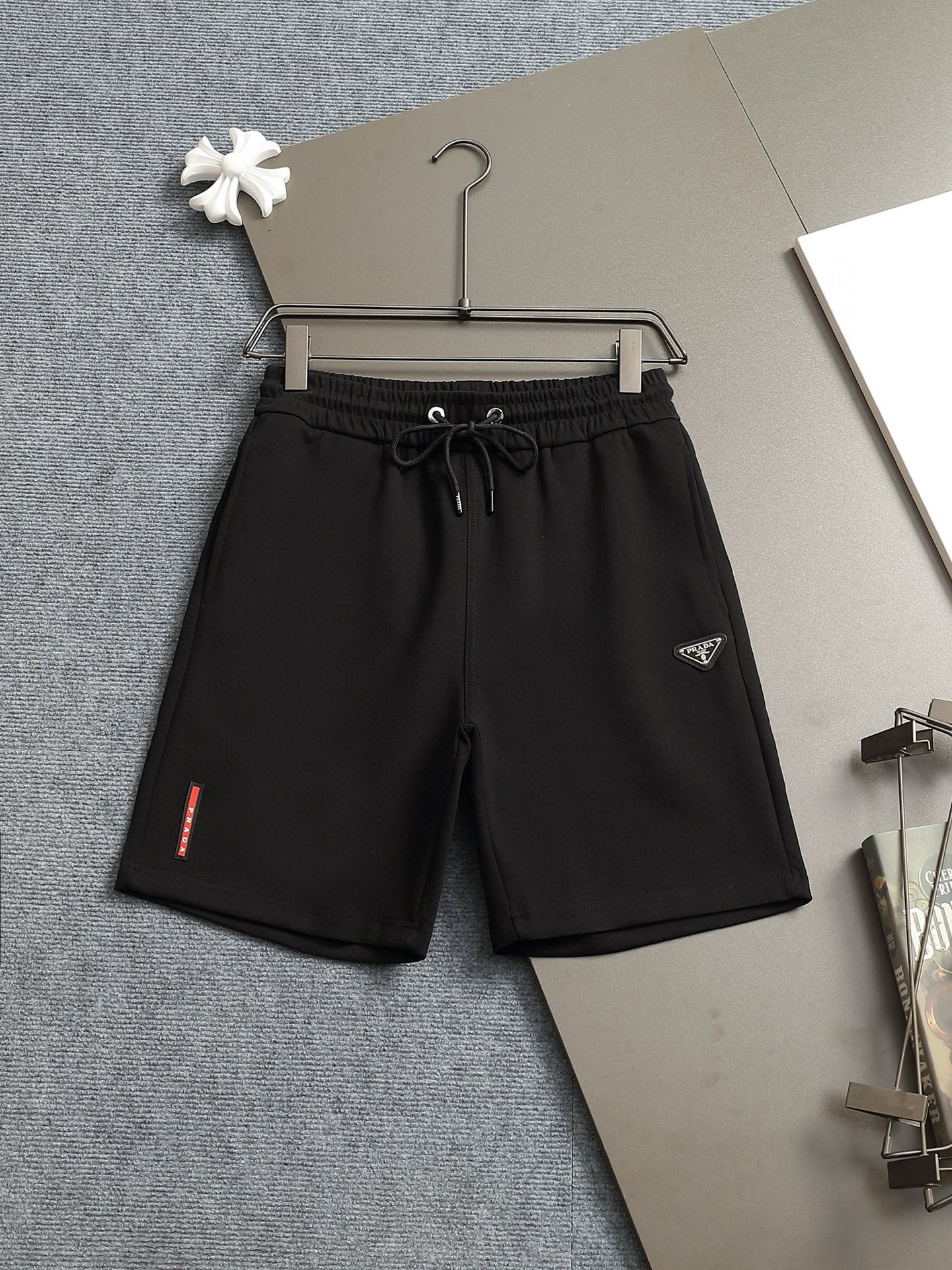 프라다 남자 반바지