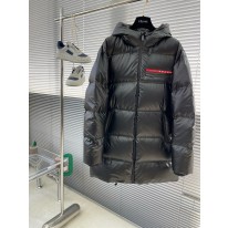 프라다 남자 패딩