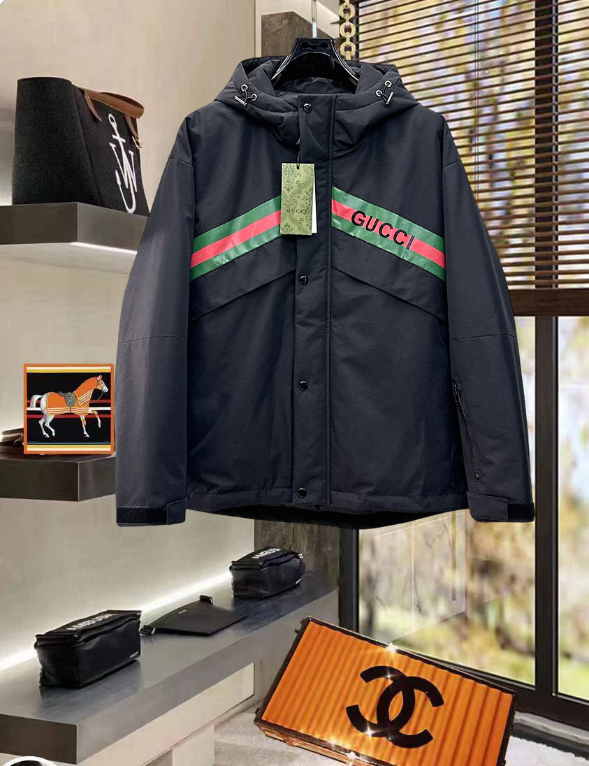 구찌 남자 패딩